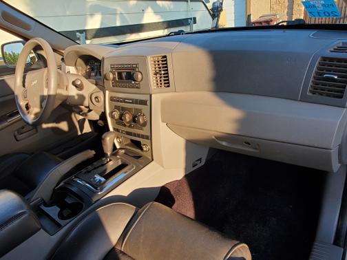 2005 Jeep Grand Cherokee Laredo